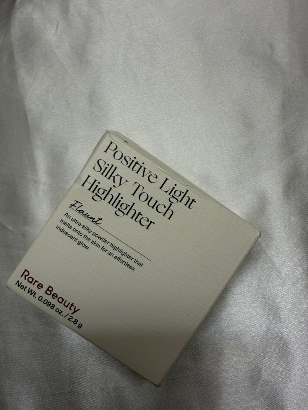 Rare Beauty Positive Light Silky Touch Highlighter - Flaunt (Champagne Beige)